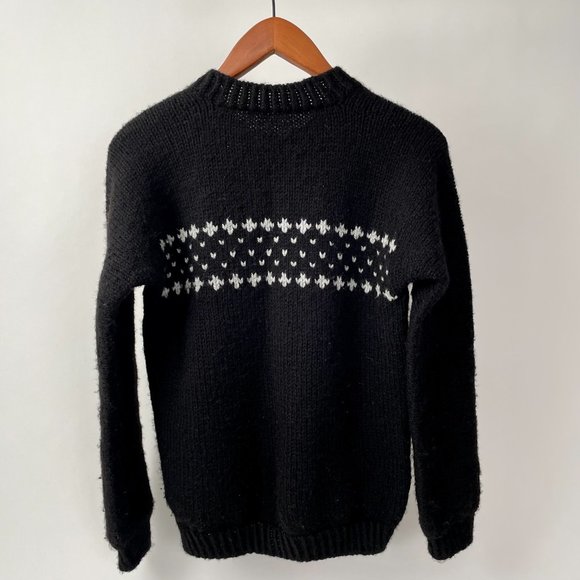 Hand Knit Simple Norwegian Nordic Style Crew Neck Sweater, Black/White, Size M - Picture 5 of 6